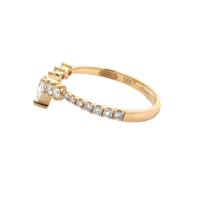 Gebogen Rijring met Peer en ronde briljanten - 18K Geelgoud - 0,58 ct
