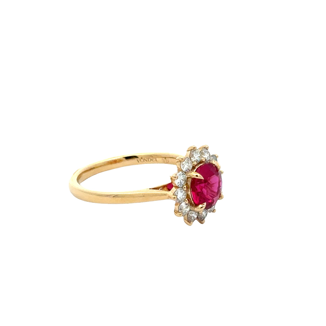 Ruby 1,5 ct Round Brilliant Halo Flower Ring met Diamant  - 18K Geelgoud