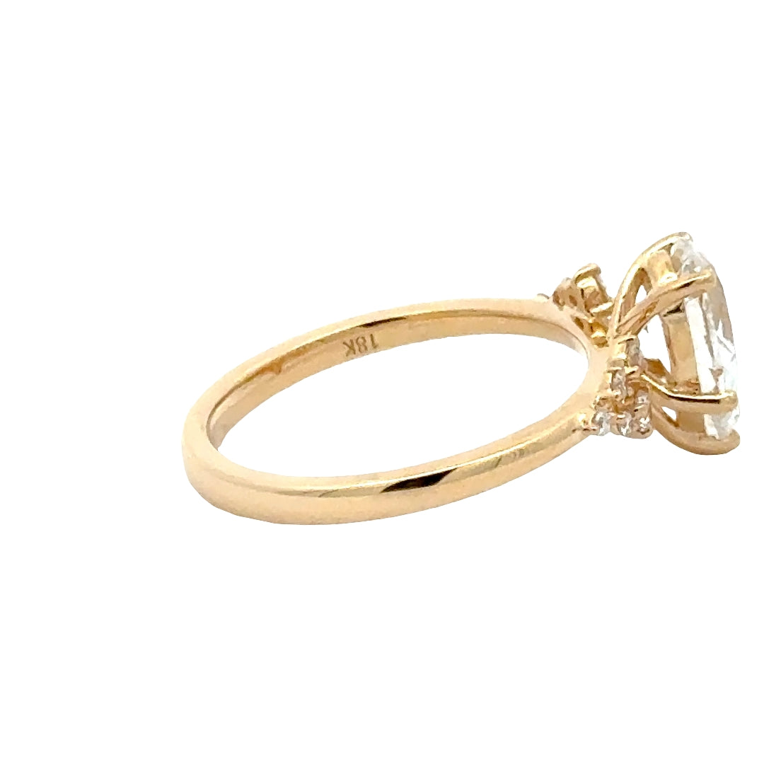 Pear Shaped Diamant 1,5 ct Ring Snowdrift - 18K Geelgoud