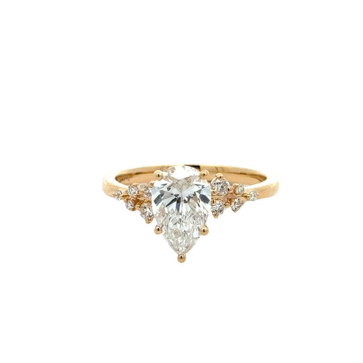 Pear Shaped Diamant 1,5 ct Ring Snowdrift - 18K Geelgoud