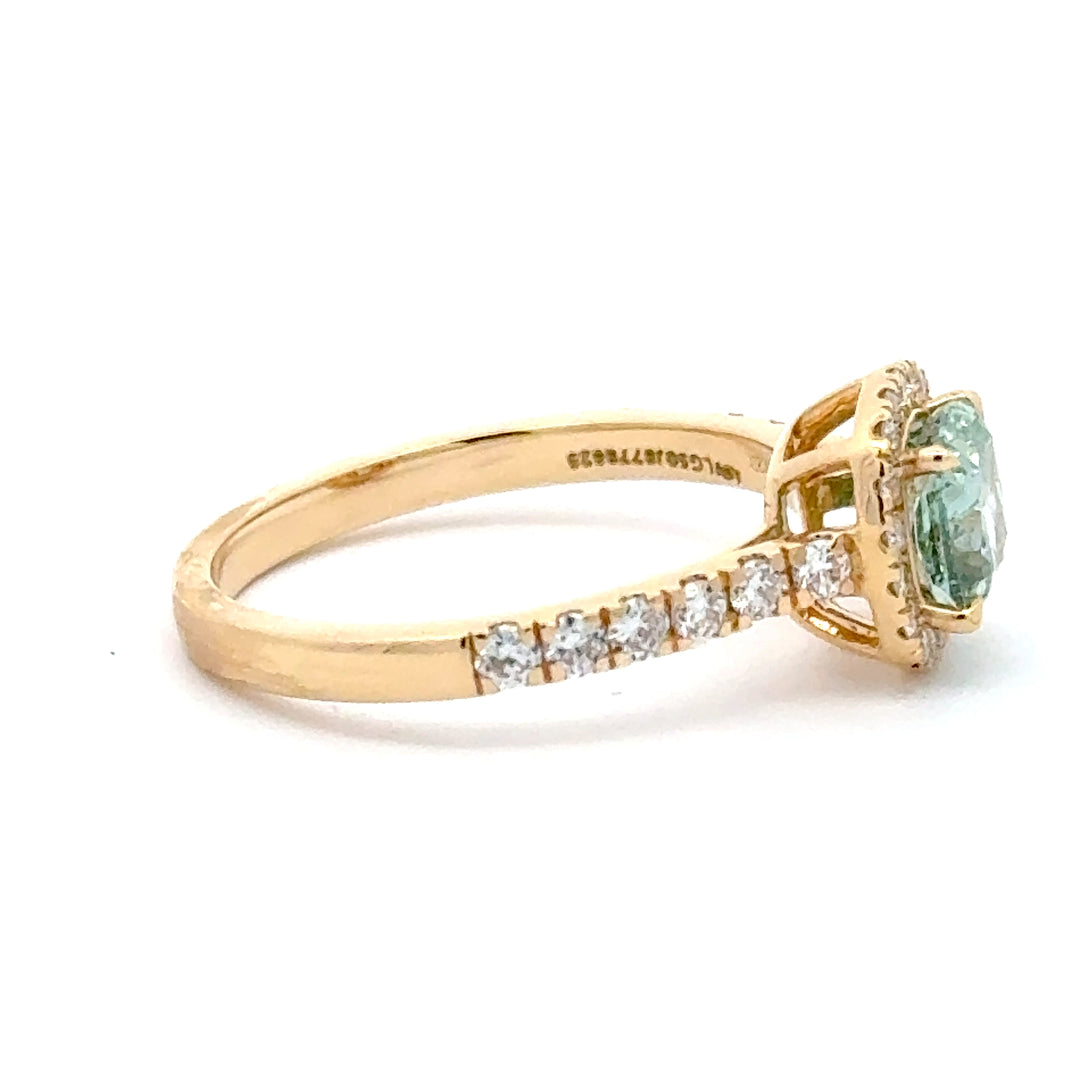 Cushion Halo Ring met Pave Band en Groene Diamant - 1,42 ct