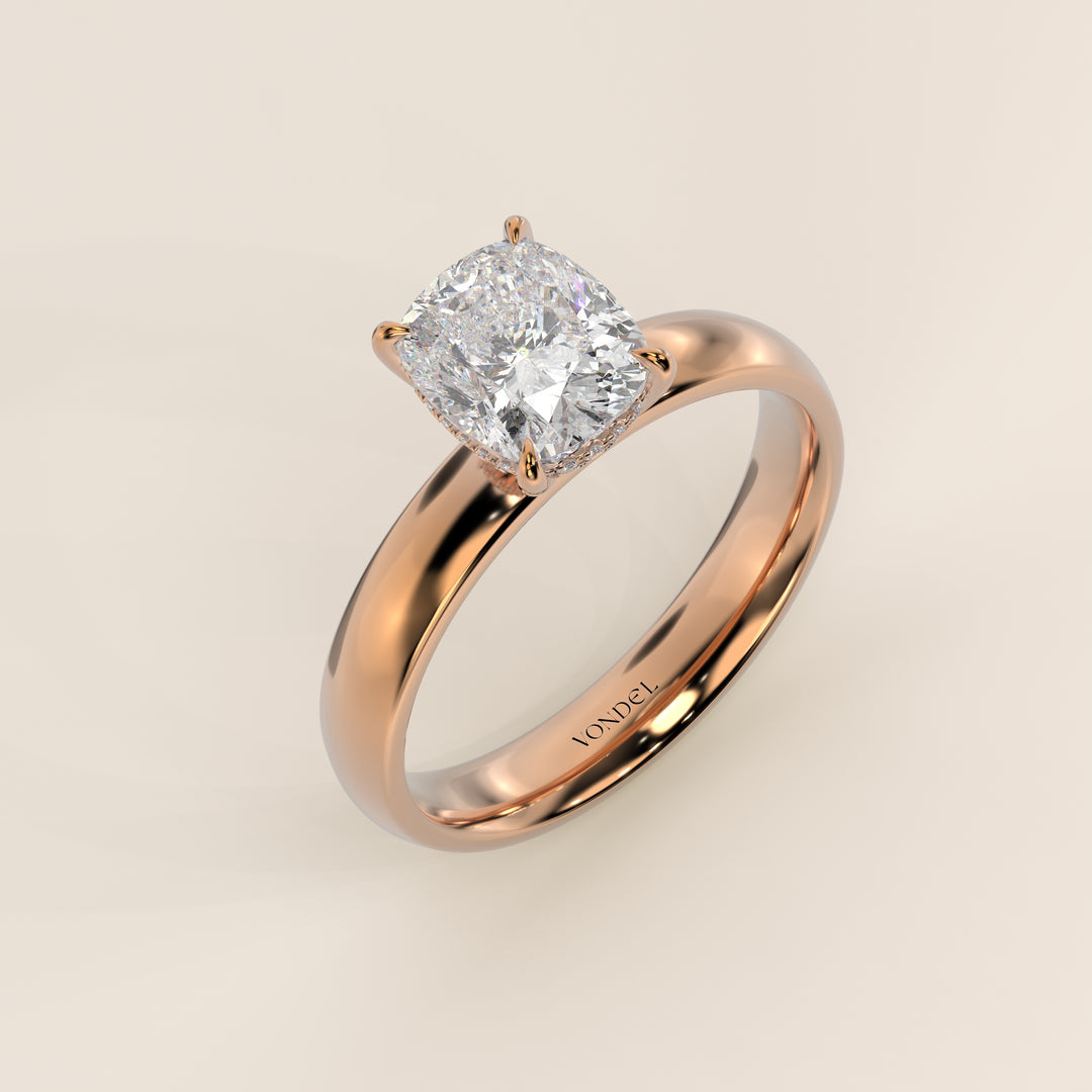 Verlovingsring elongated cushion lab grown diamant met brede band en hidden halo, rosegoud