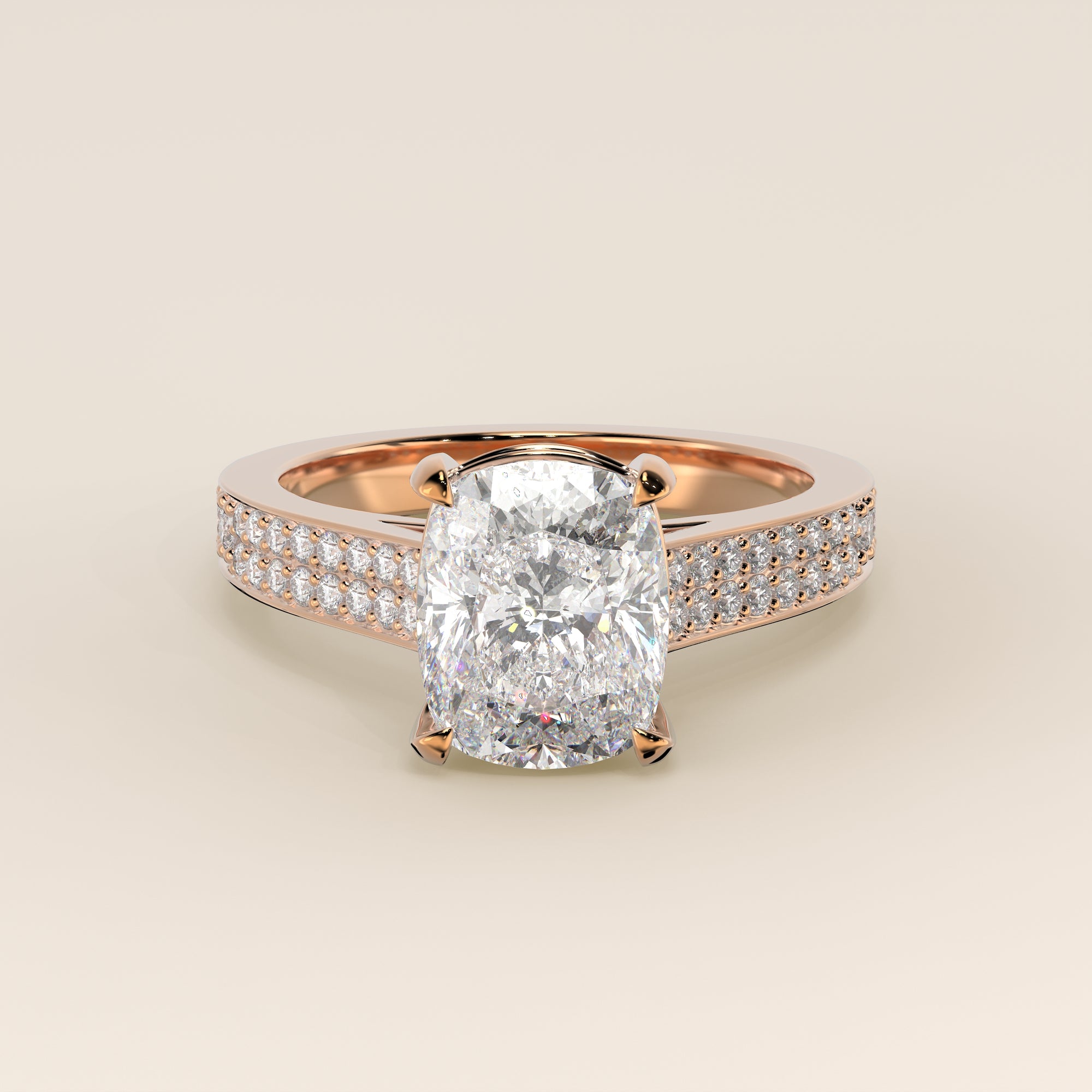 Bague de fiançailles en or rose, sertie d'un diamant de laboratoire taille coussin allongé, avec un large pavage, serti cathédrale et halo invisible.