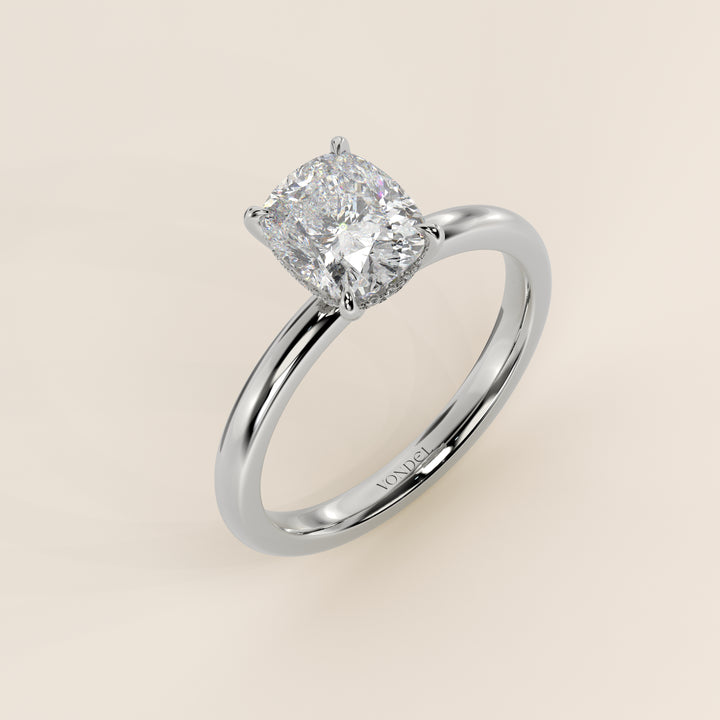 Verlovingsring elongated cushion lab grown diamant met hidden halo, witgoud