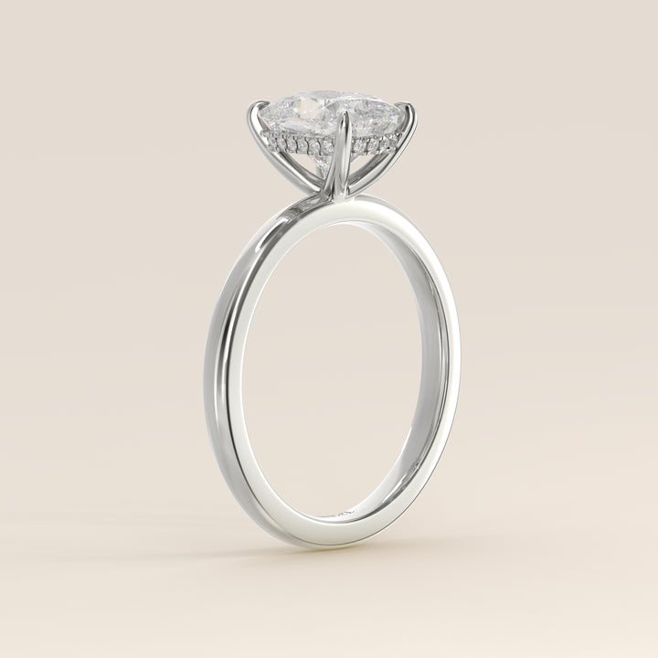 Verlovingsring elongated cushion lab grown diamant met hidden halo, witgoud