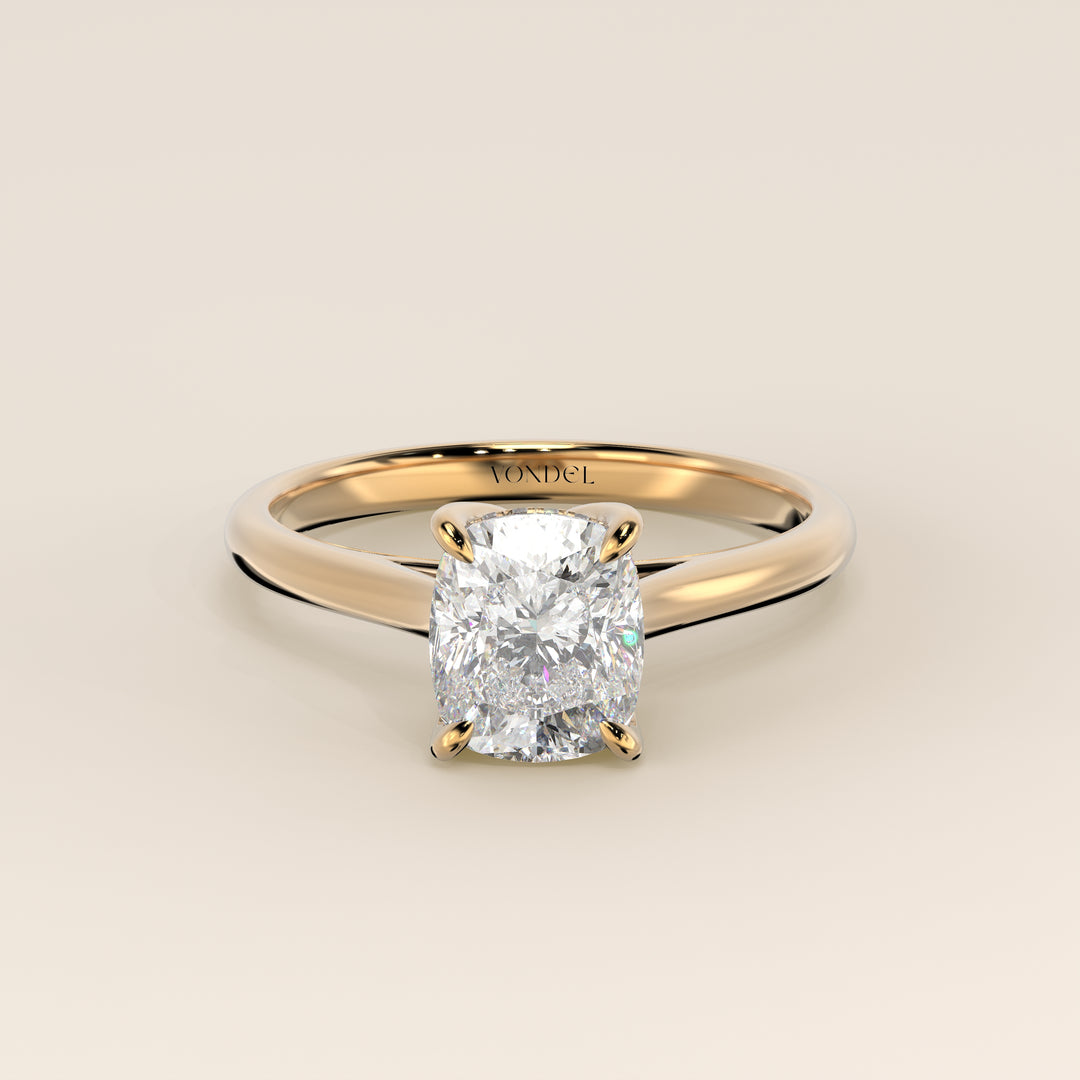 Verlovingsring elongated cushion lab grown diamant met petal prongs en hidden halo, geelgoud