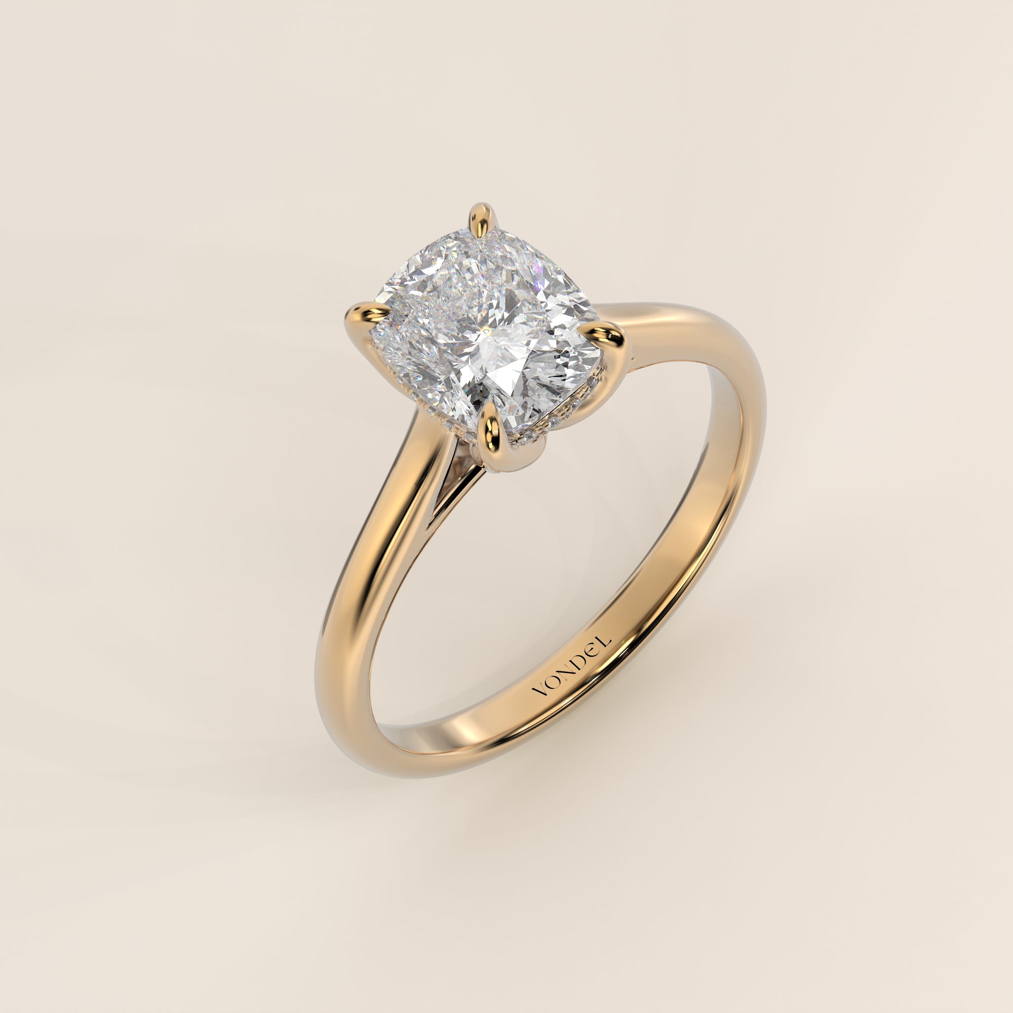 Verlovingsring elongated cushion lab grown diamant met petal prongs en hidden halo, geelgoud