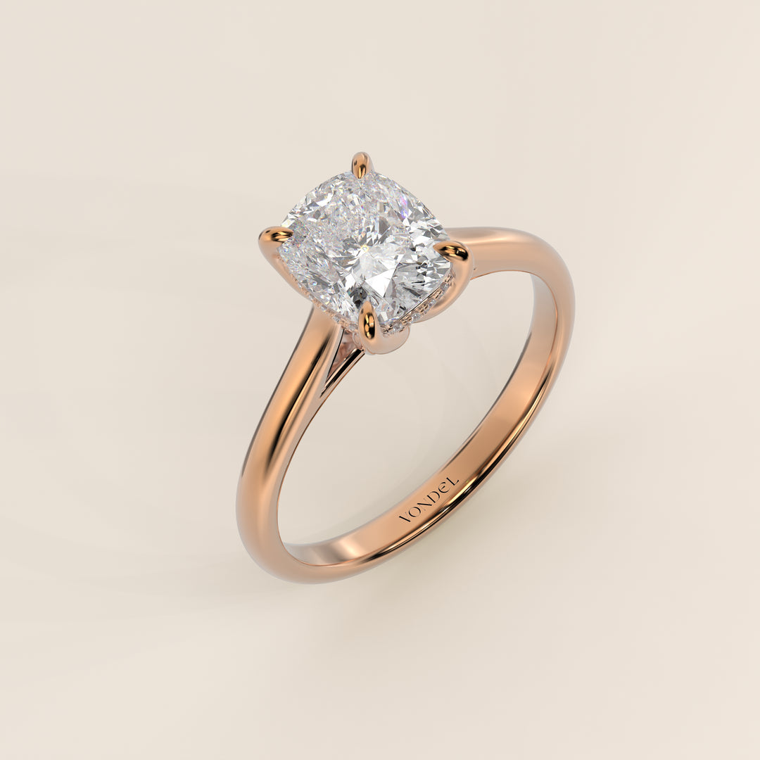 Verlovingsring elongated cushion lab grown diamant met petal prongs en hidden halo, rosegoud