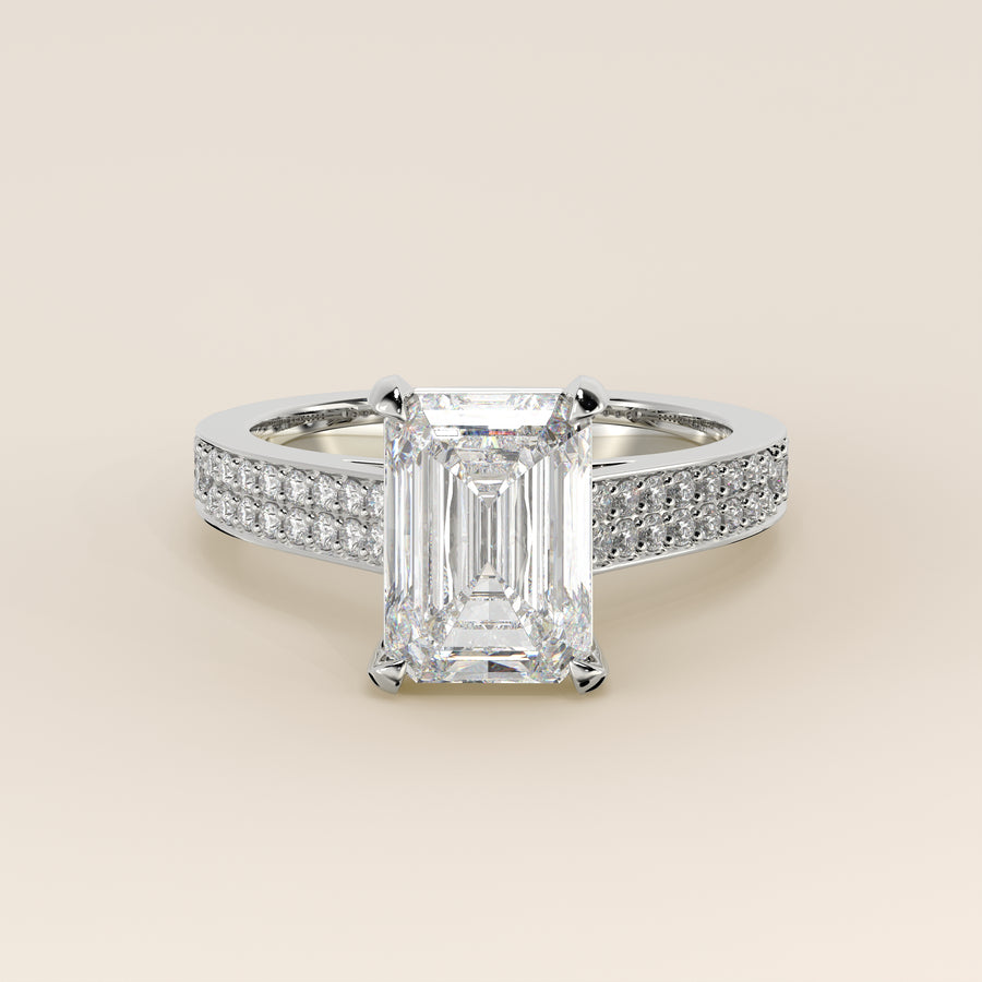 Verlovingsring emerald lab grown diamant met brede pave band, cathedral setting en hidden halo, witgoud
