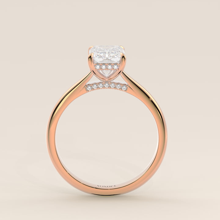 Verlovingsring emerald lab grown diamant met cathedral setting, hidden halo en diamond bridge, rosegoud