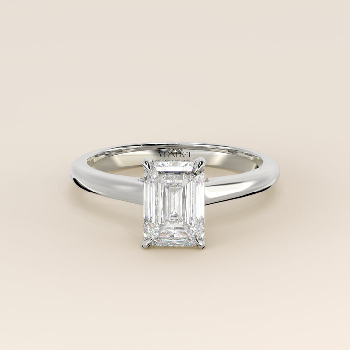 Verlovingsring emerald lab grown diamant met cathedral setting, hidden halo en diamond bridge, witgoud