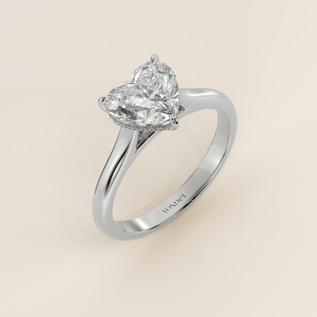 Verlovingsring hart lab grown diamant met cathedral setting en hidden halo, witgoud 