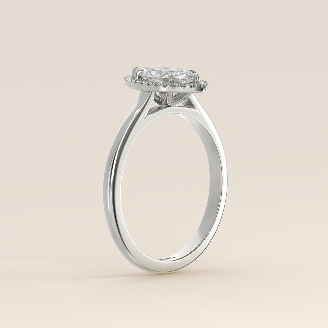 Verlovingsring marquise halo lab grown diamant met cathedral en hoge zetting, witgoud