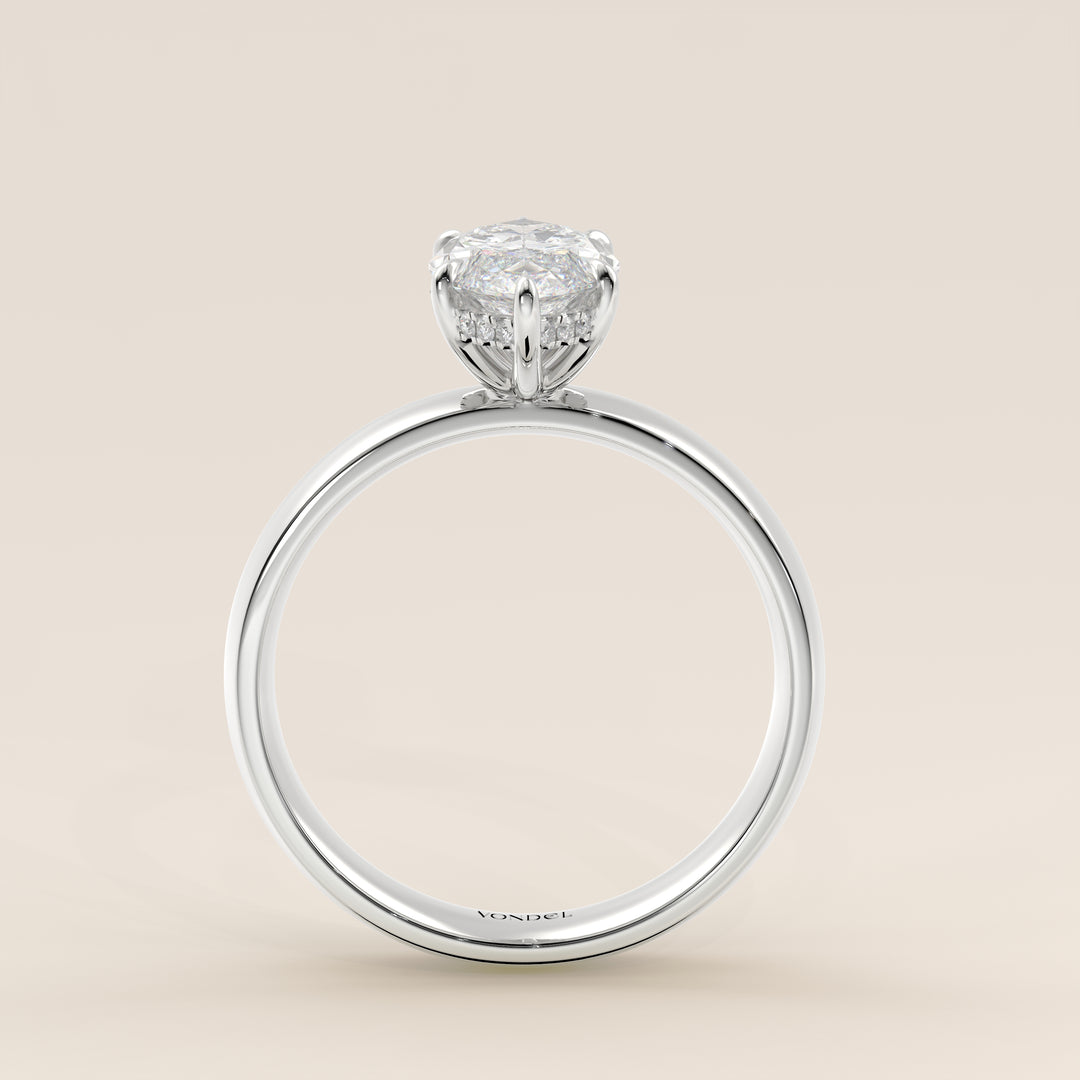 Verlovingsring marquise lab grown diamant met brede band en hidden halo, witgoud
