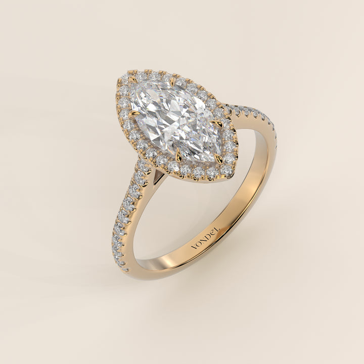Verlovingsring marquise lab grown diamant met halo en pave band, geelgoud