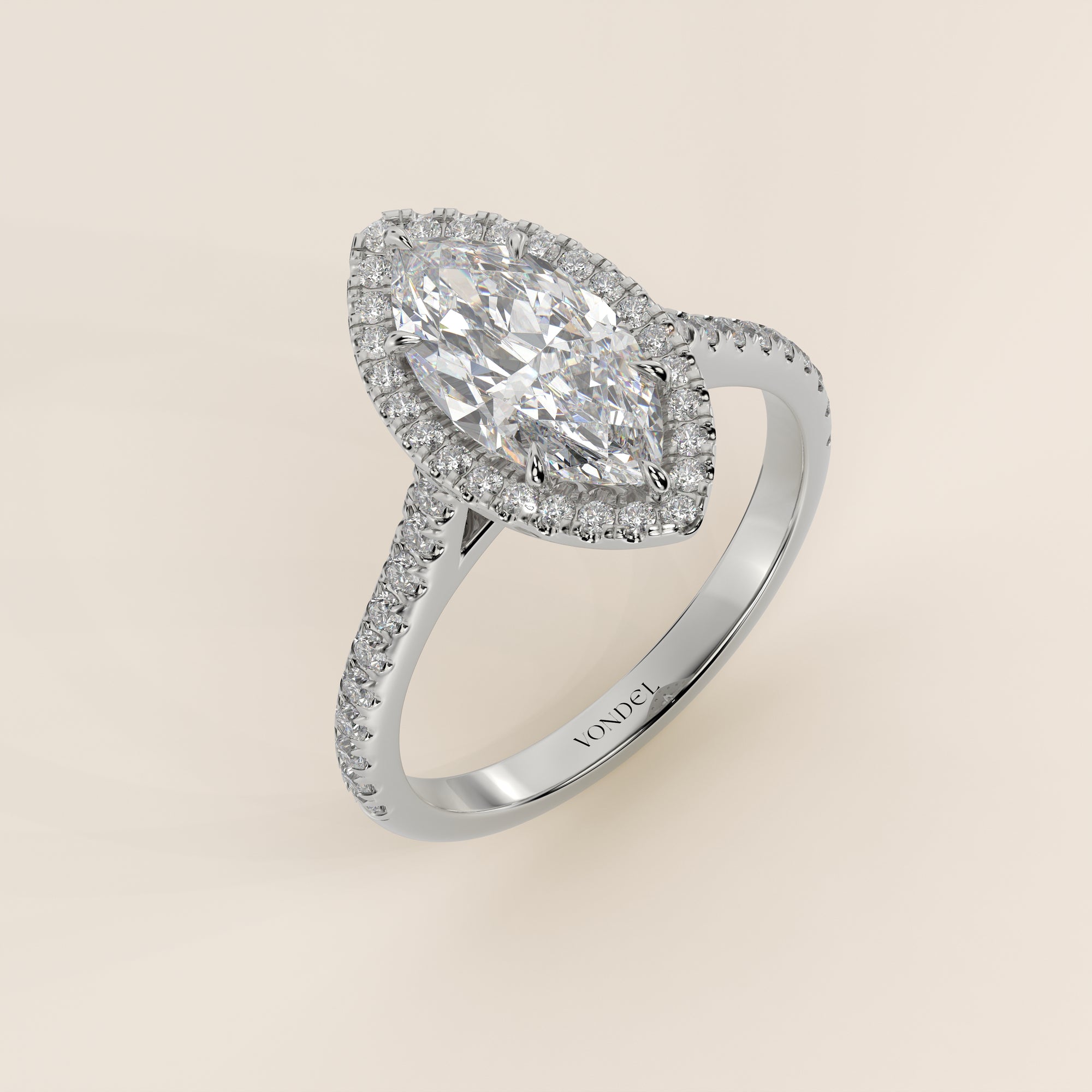 Verlovingsring marquise lab grown diamant met halo en pave band, witgoud
