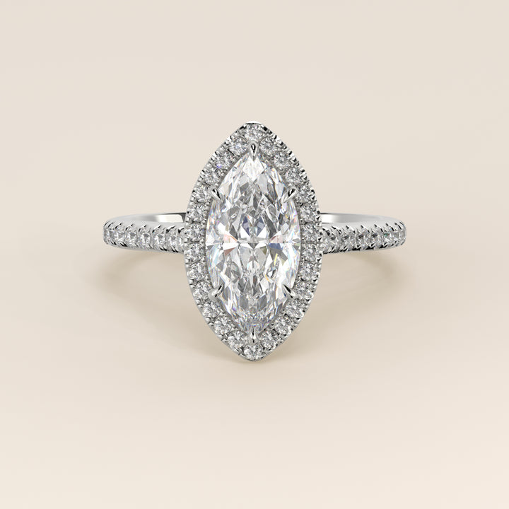 Verlovingsring marquise lab grown diamant met halo en pave band, witgoud