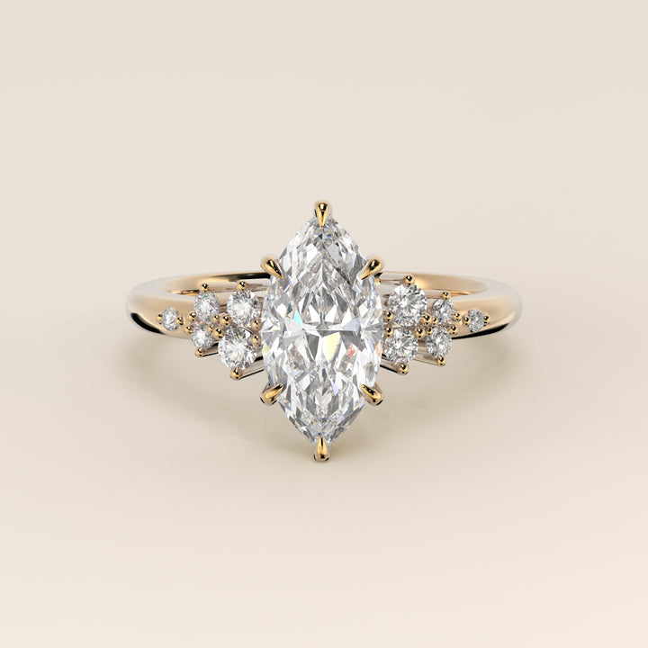 Verlovingsring marquise lab grown diamant met hidden halo en lage zetting, geelgoud