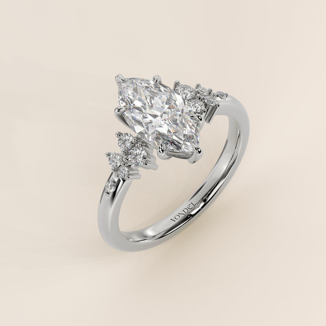 Verlovingsring marquise lab grown diamant met hidden halo en lage zetting, witgoud