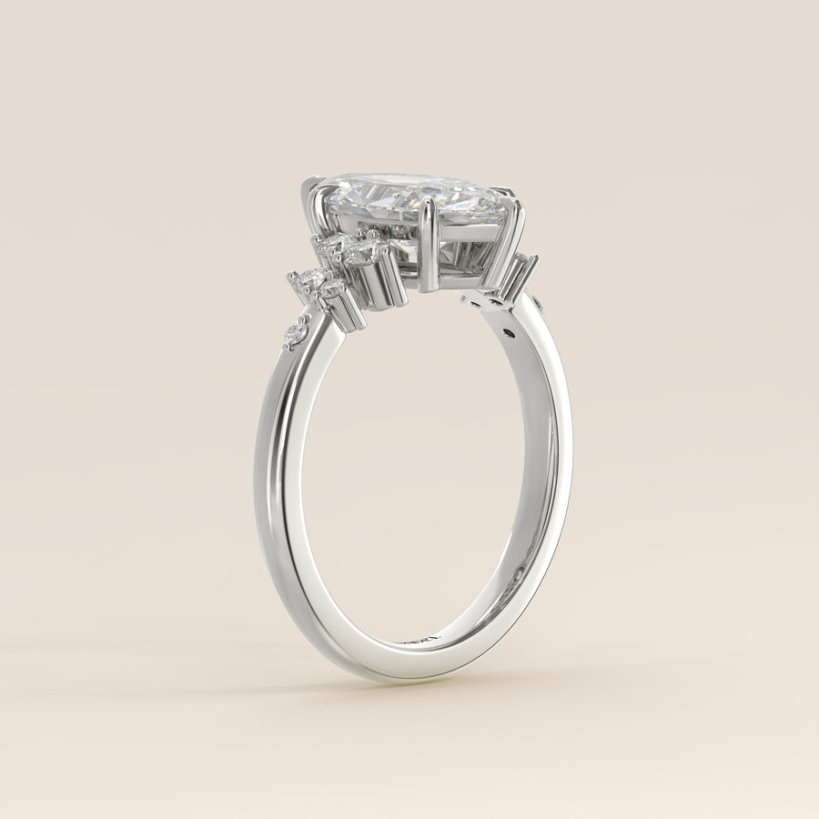 Verlovingsring marquise lab grown diamant met hidden halo en lage zetting, witgoud