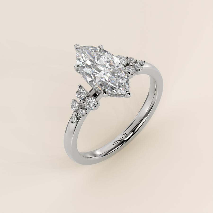 Verlovingsring marquise lab grown diamant met snowdrift en hidden halo, witgoud