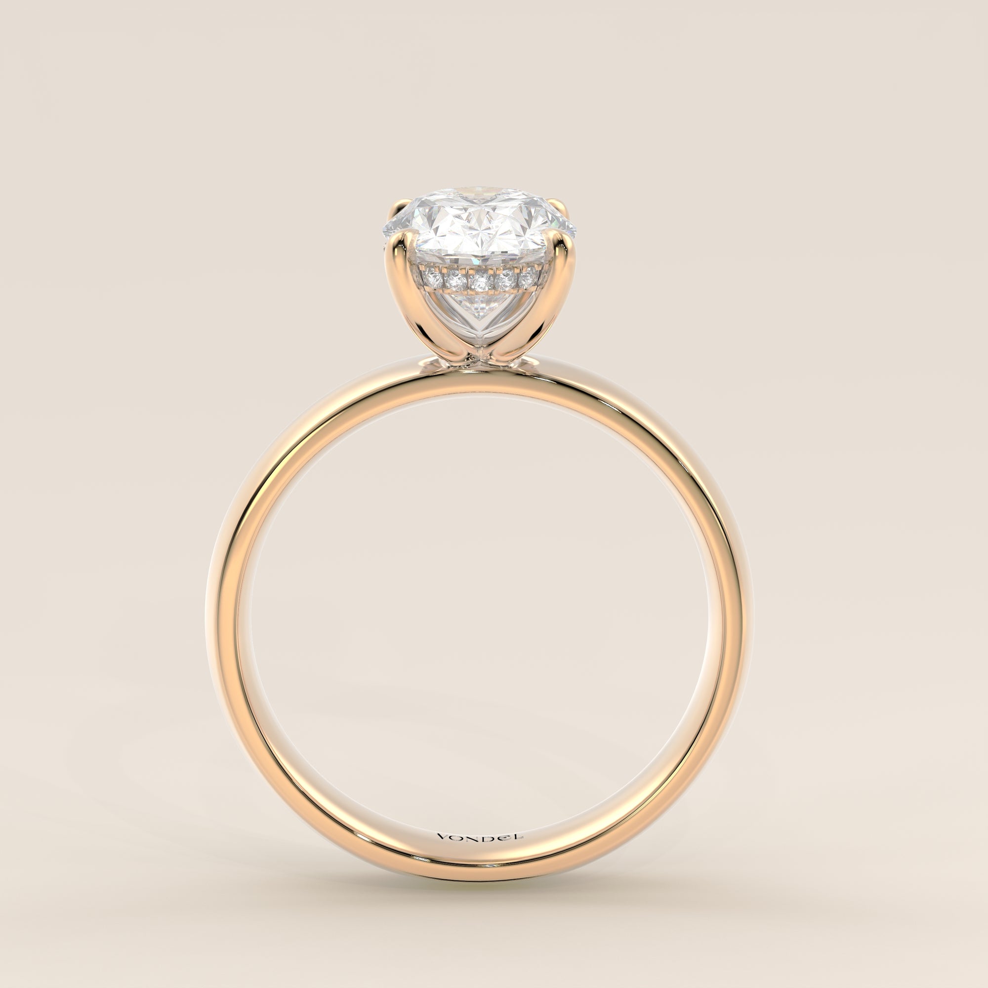 Verlovingsring ovaal lab grown diamant met brede band en hidden halo, geelgoud