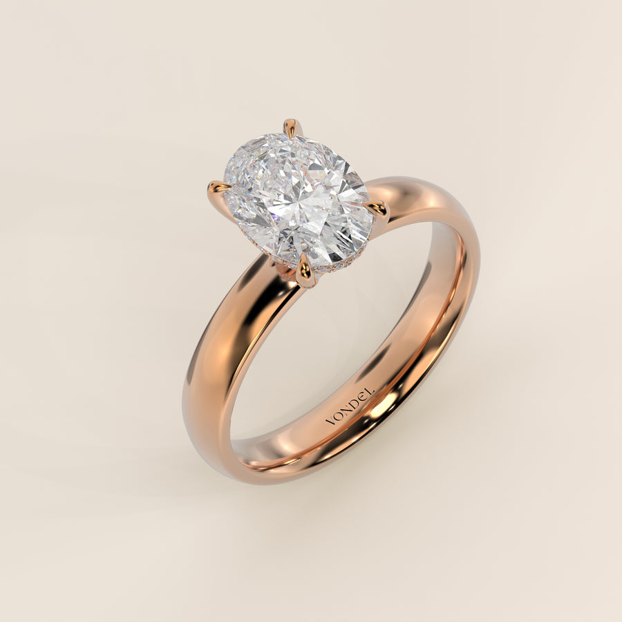 Verlovingsring ovaal lab grown diamant met brede band en hidden halo, rosegoud