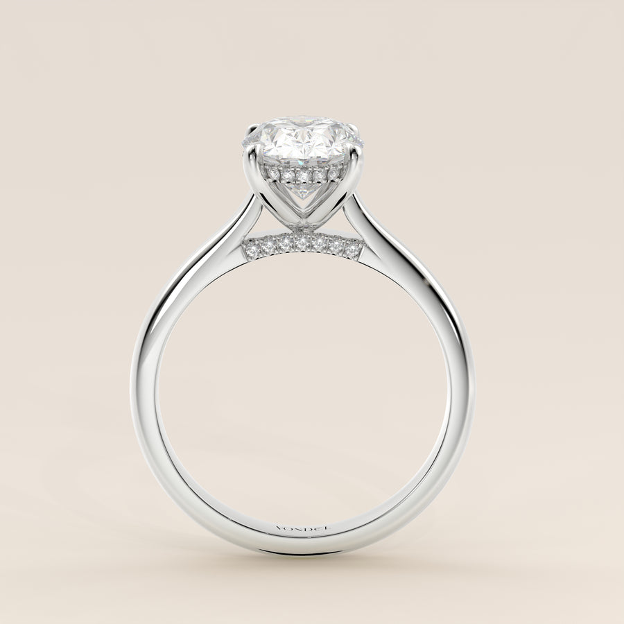 Verlovingsring ovaal lab grown diamant met cathedral setting, hidden halo en diamond bridge, witgoud