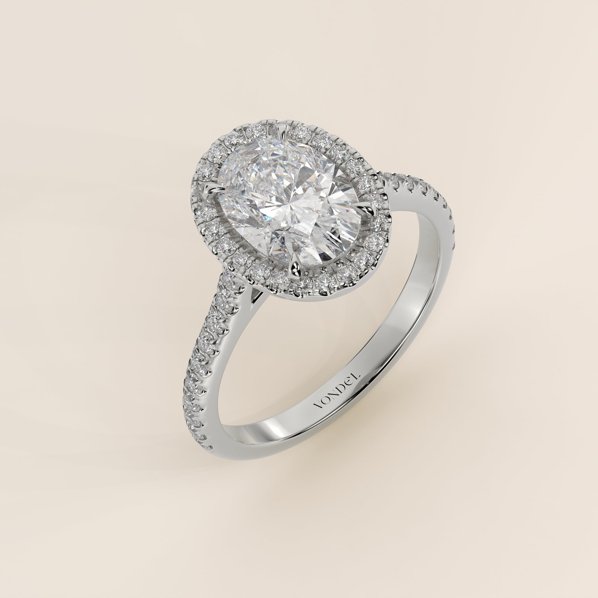 Verlovingsring ovaal lab grown diamant met halo en pave band, witgoud