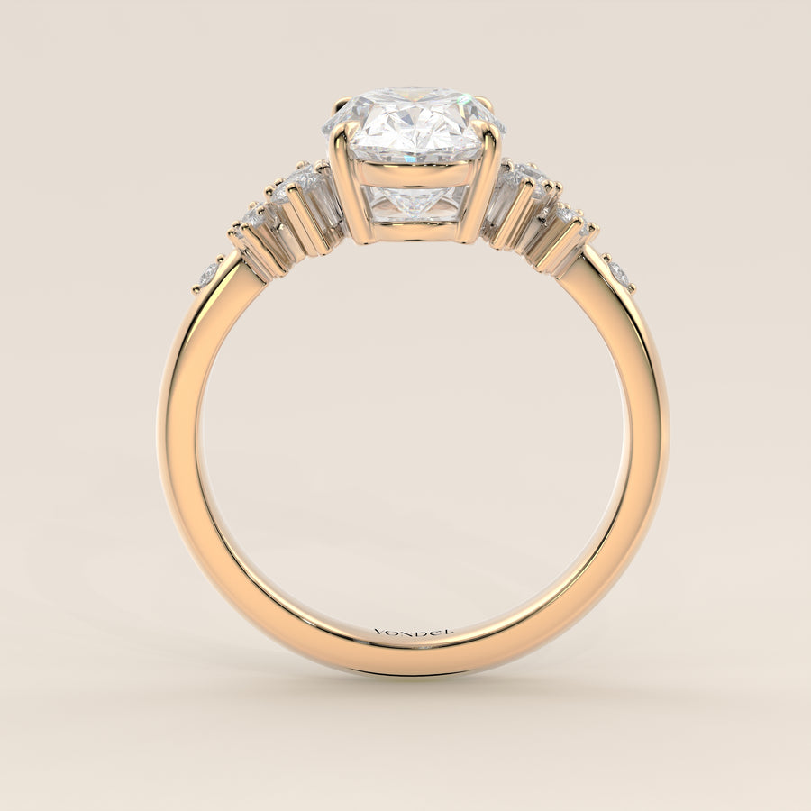 Verlovingsring ovaal lab grown diamant met hidden halo en lage zetting, geelgoud