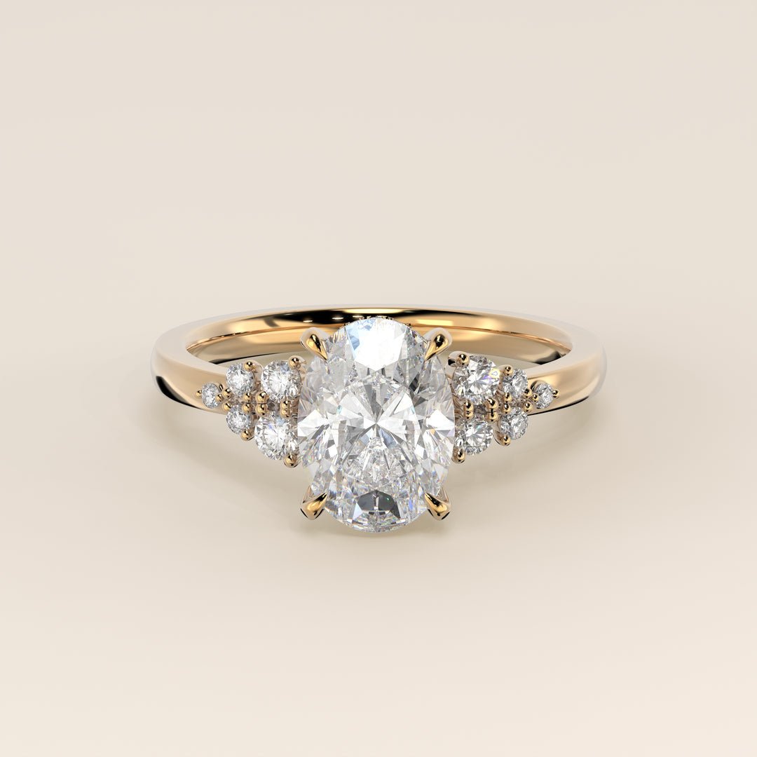 Verlovingsring ovaal lab grown diamant met snowdrift en hidden halo, geelgoud