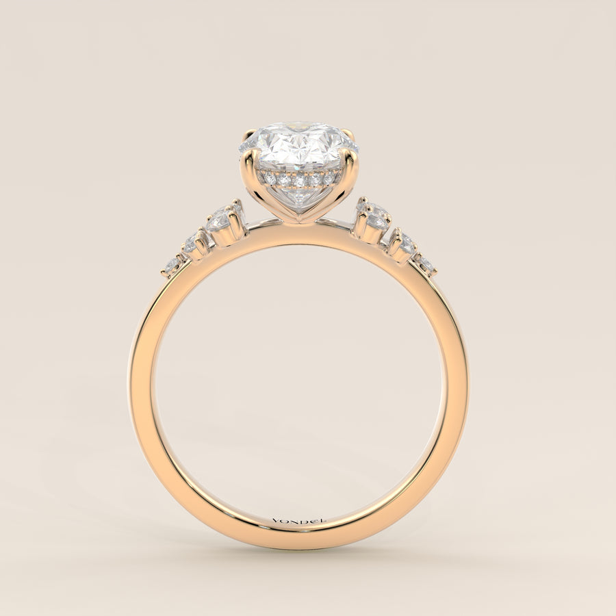 Verlovingsring ovaal lab grown diamant met snowdrift en hidden halo, geelgoud