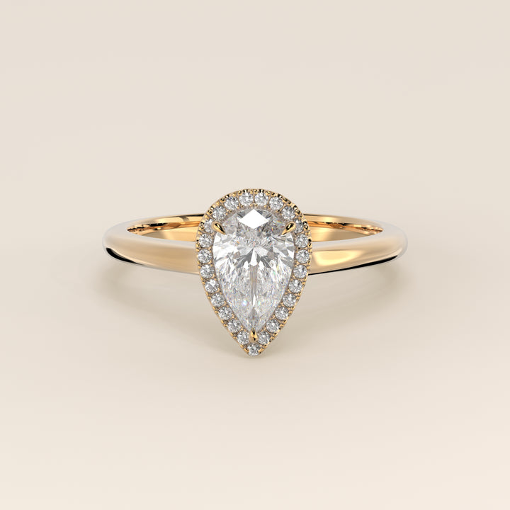 Verlovingsring peer halo lab grown diamant met cathedral en hoge zetting, geelgoud