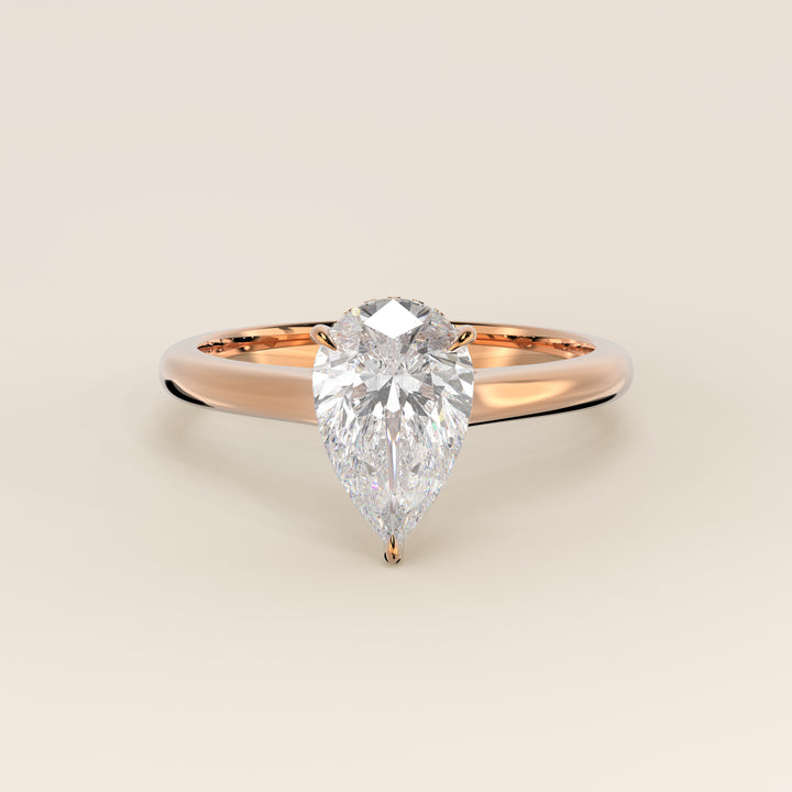 Verlovingsring peer lab grown diamant met cathedral setting, hidden halo en diamond bridge, rosegoud