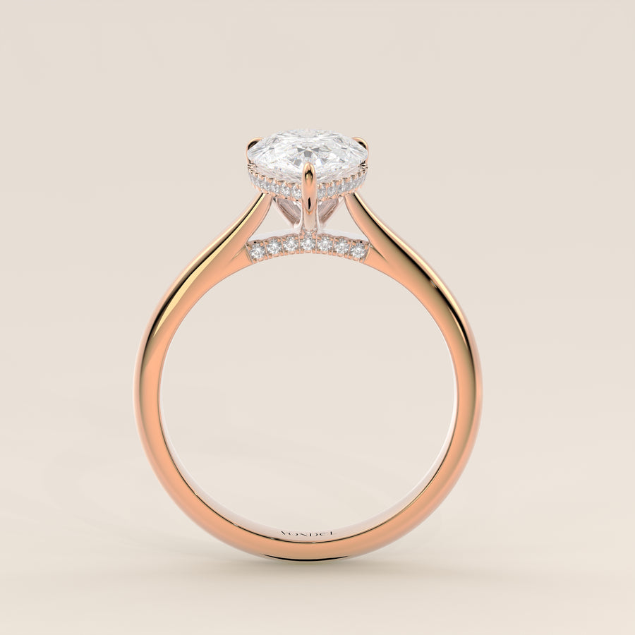 Verlovingsring peer lab grown diamant met cathedral setting, hidden halo en diamond bridge, rosegoud