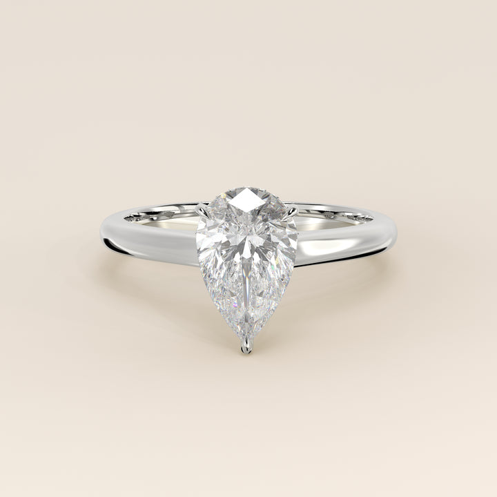 Verlovingsring peer lab grown diamant met cathedral setting, hidden halo en diamond bridge, witgoud