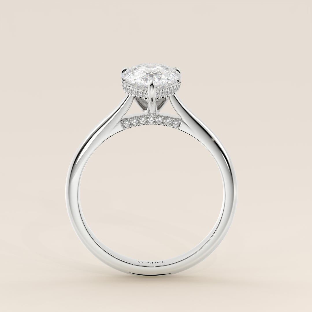 Verlovingsring peer lab grown diamant met cathedral setting, hidden halo en diamond bridge, witgoud