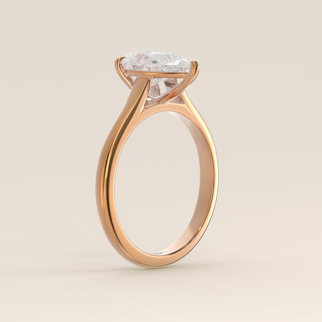 Verlovingsring peer lab grown diamant met cathedral setting, rosegoud