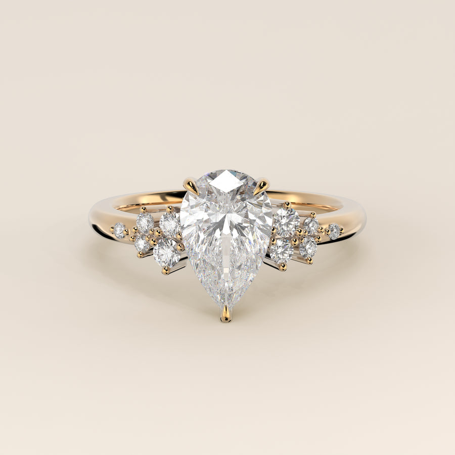 Verlovingsring peer lab grown diamant met hidden halo en lage zetting, geelgoud