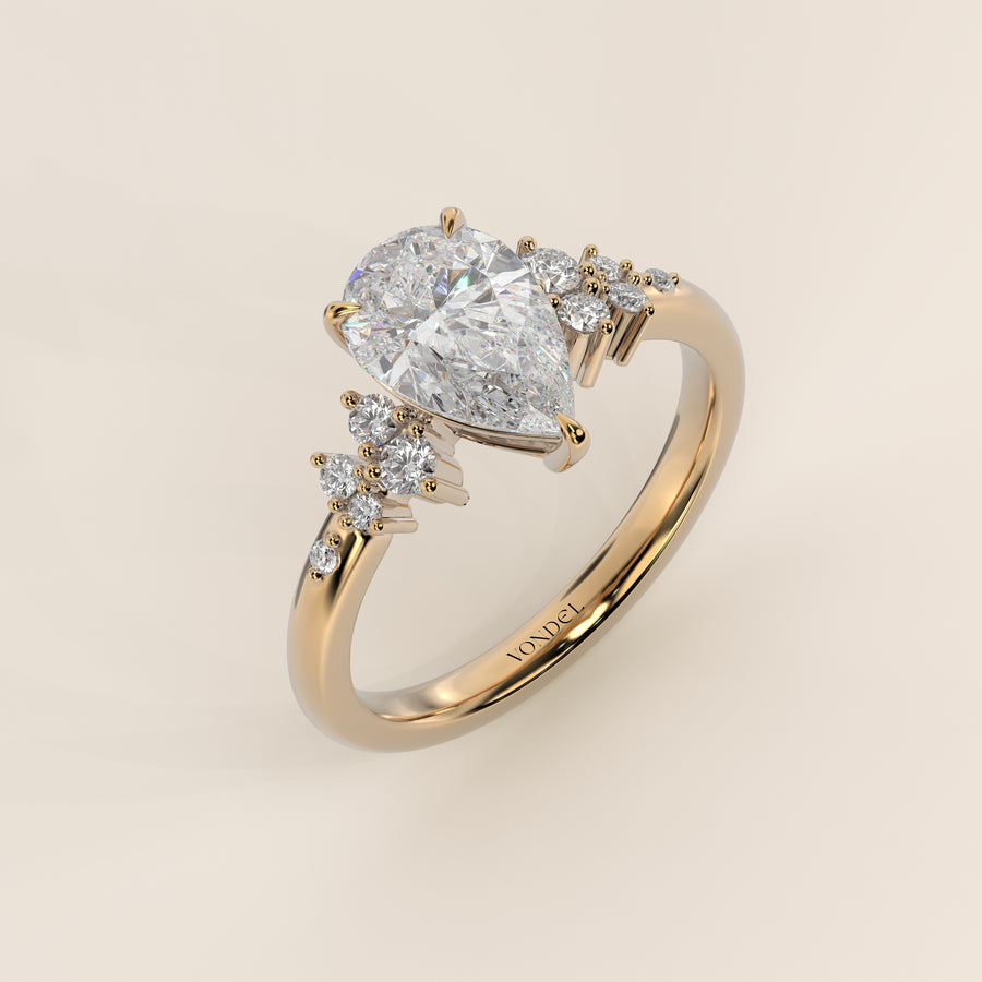 Verlovingsring peer lab grown diamant met hidden halo en lage zetting, geelgoud