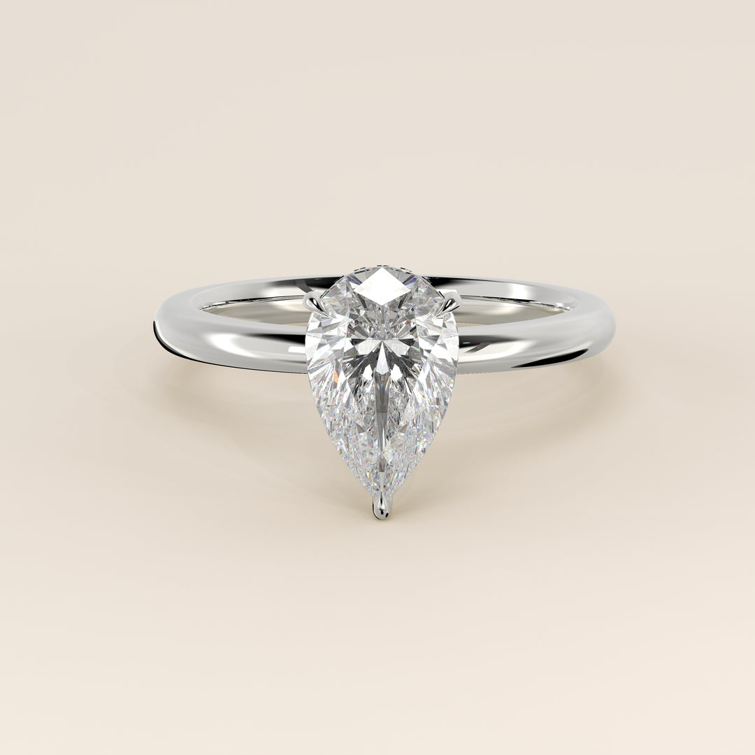 Verlobungsring mit birnenförmigem, im Labor gezüchtetem Diamanten und verstecktem Halo, Weißgold