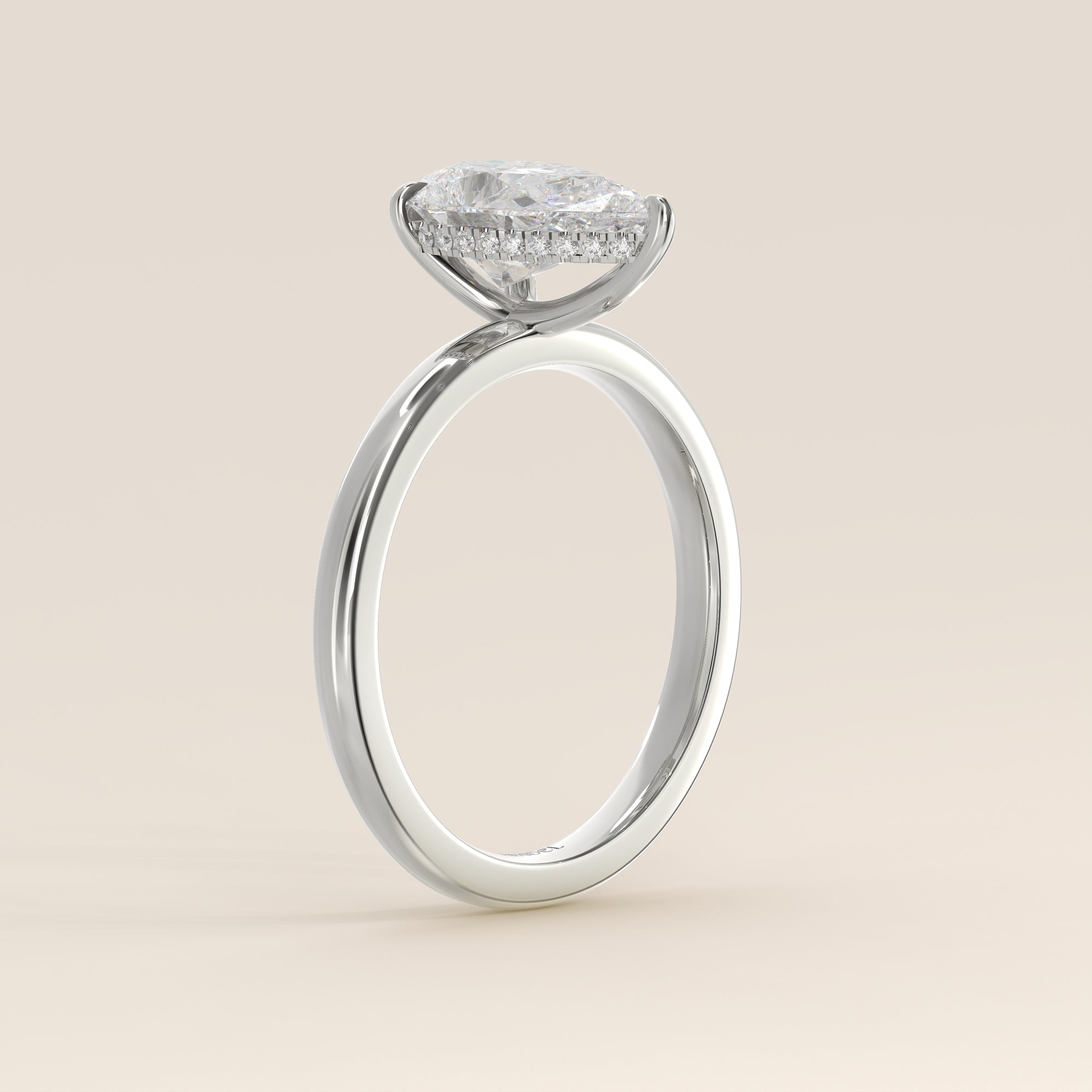 Verlobungsring mit birnenförmigem, im Labor gezüchtetem Diamanten und verstecktem Halo, Weißgold