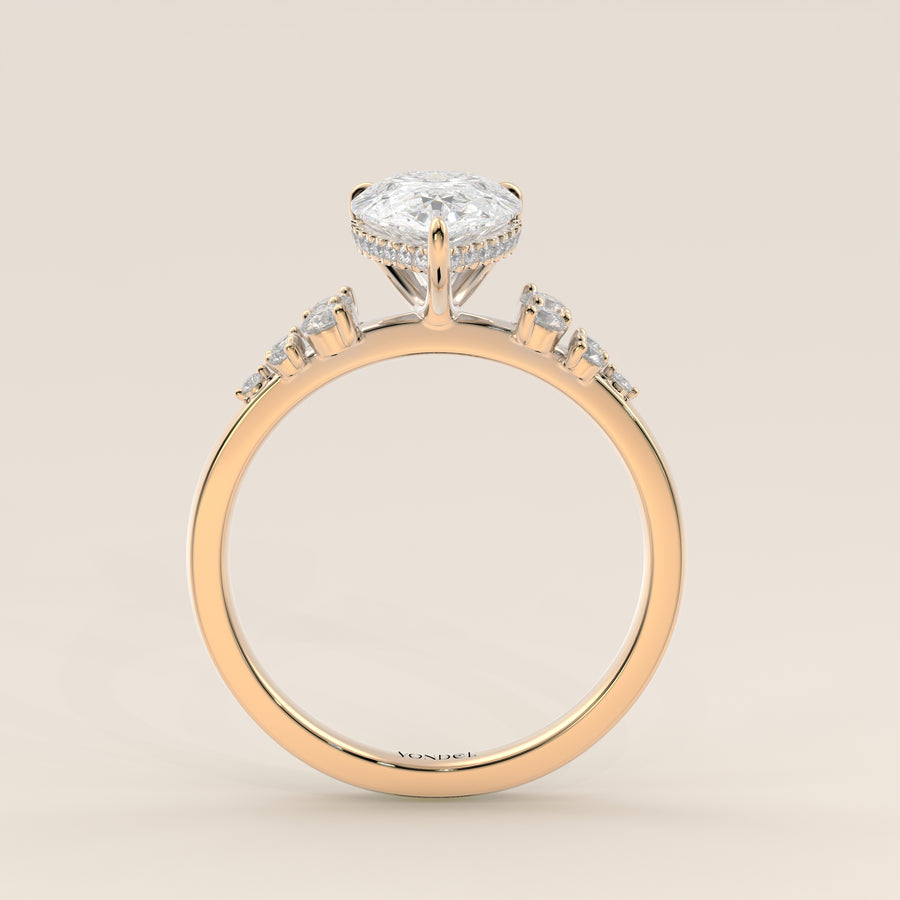 Verlovingsring peer lab grown diamant met snowdrift en hidden halo, geelgoud