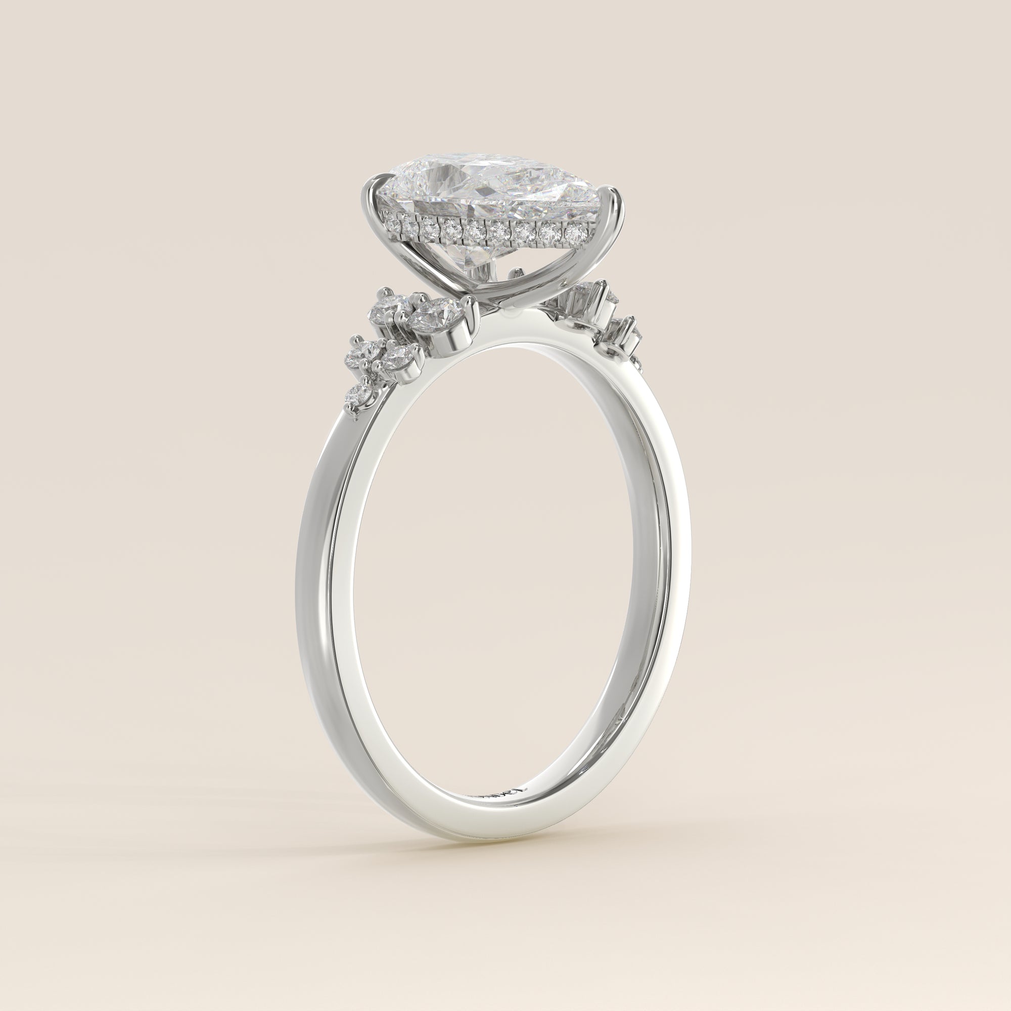 Verlovingsring peer lab grown diamant met snowdrift en hidden halo, witgoud