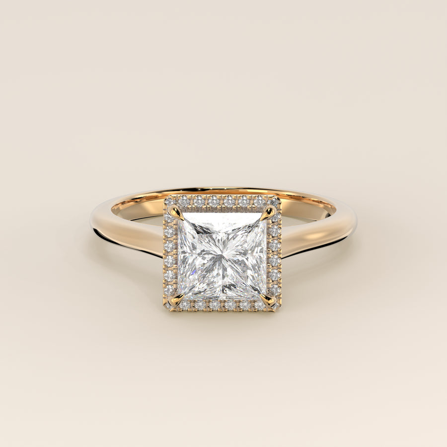 Verlovingsring princess halo lab grown diamant met cathedral en hoge zetting, geelgoud