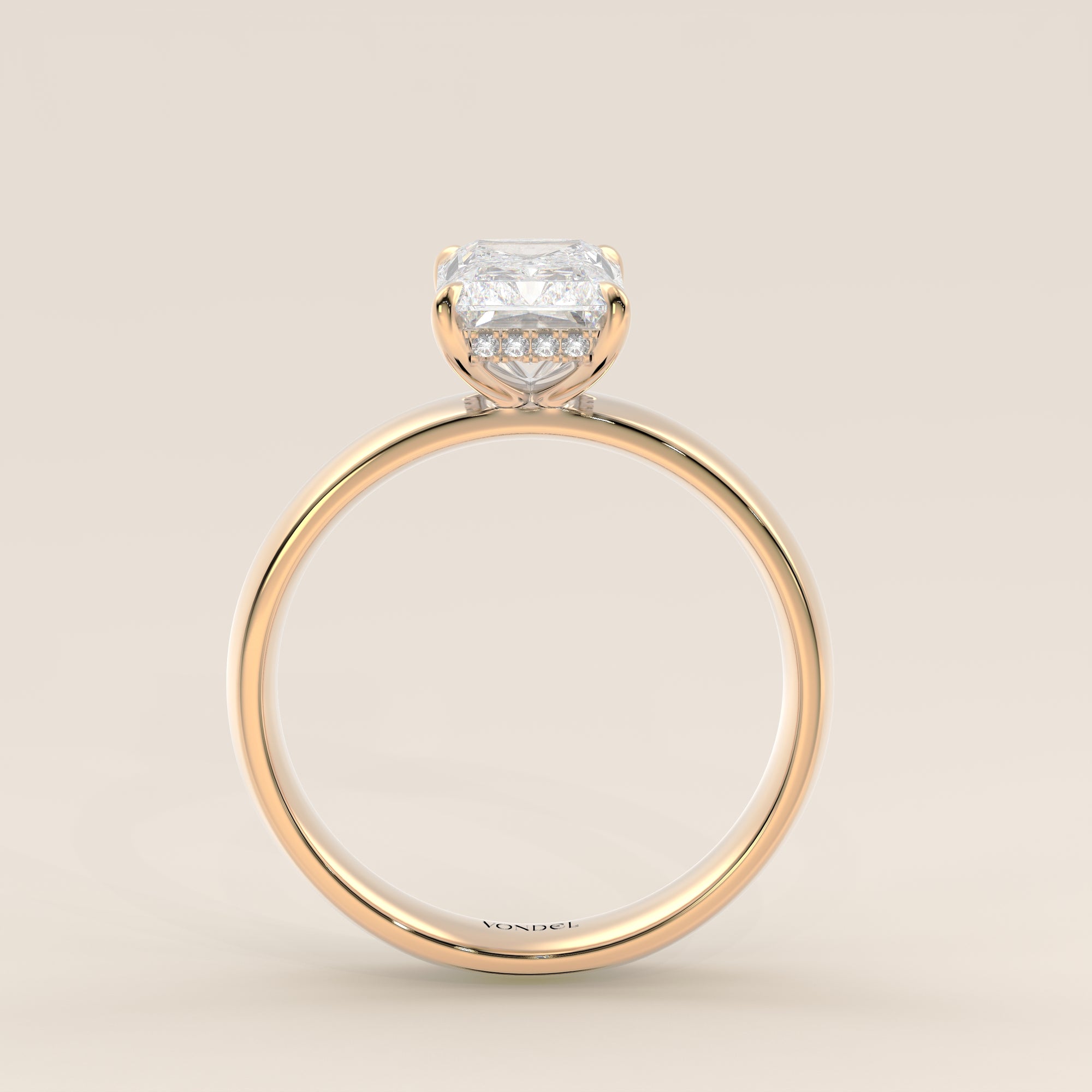 Verlovingsring radiant lab grown diamant met brede band en hidden halo, geelgoud