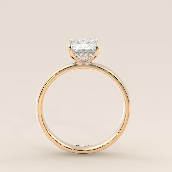 Verlovingsring radiant lab grown diamant met brede band en hidden halo, geelgoud