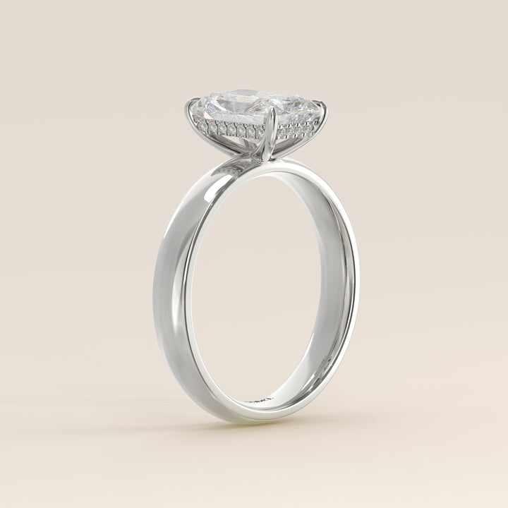 Verlovingsring radiant lab grown diamant met brede band en hidden halo, witgoud