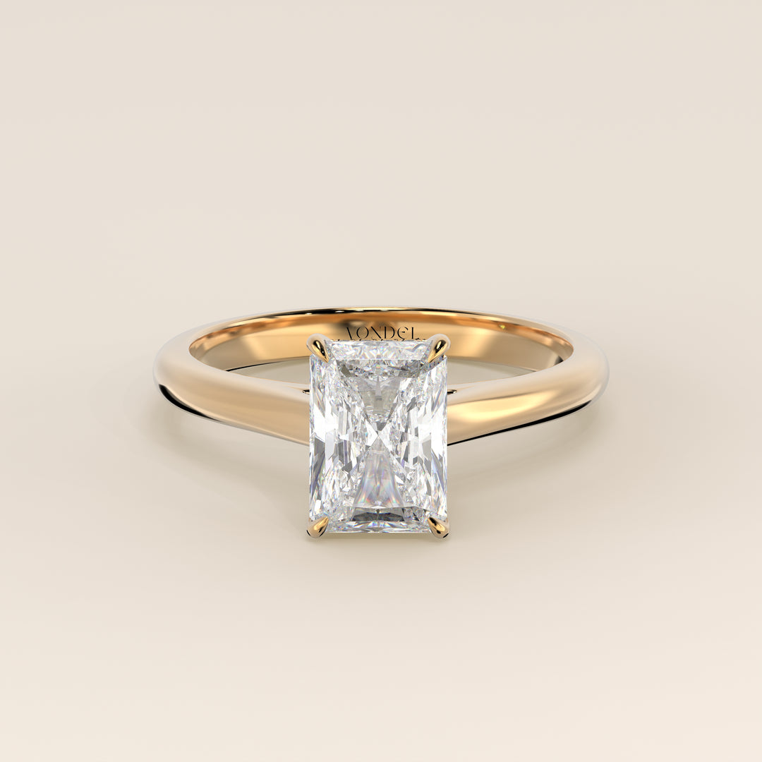 Verlovingsring radiant lab grown diamant met cathedral setting en hidden halo, geelgoud
