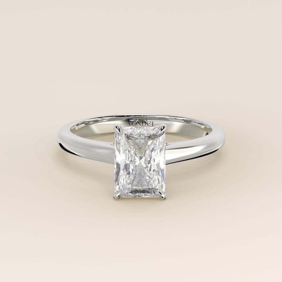 Verlovingsring radiant lab grown diamant met cathedral setting, hidden halo en diamond bridge, witgoud